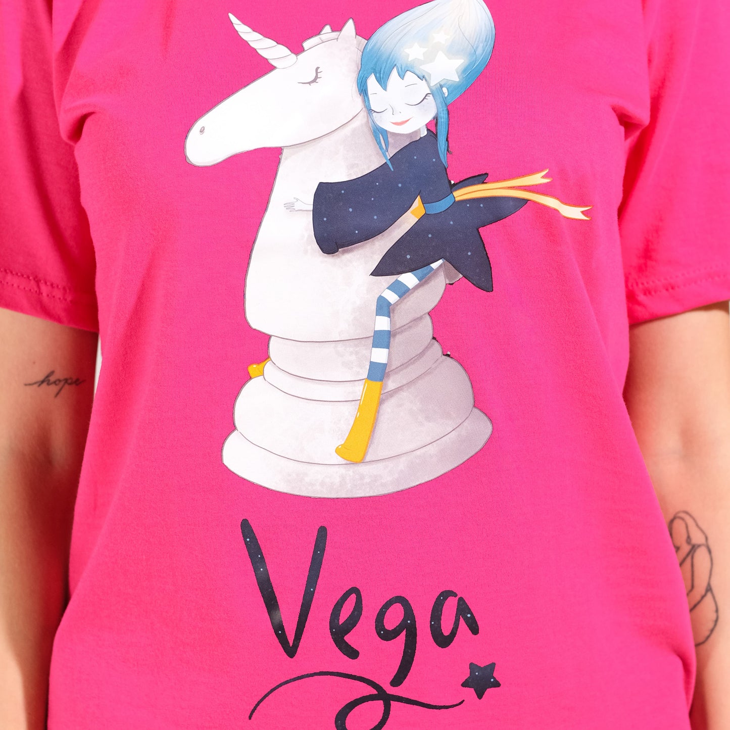 Fuşya Bisiklet Yaka Vega Baskılı Tişört