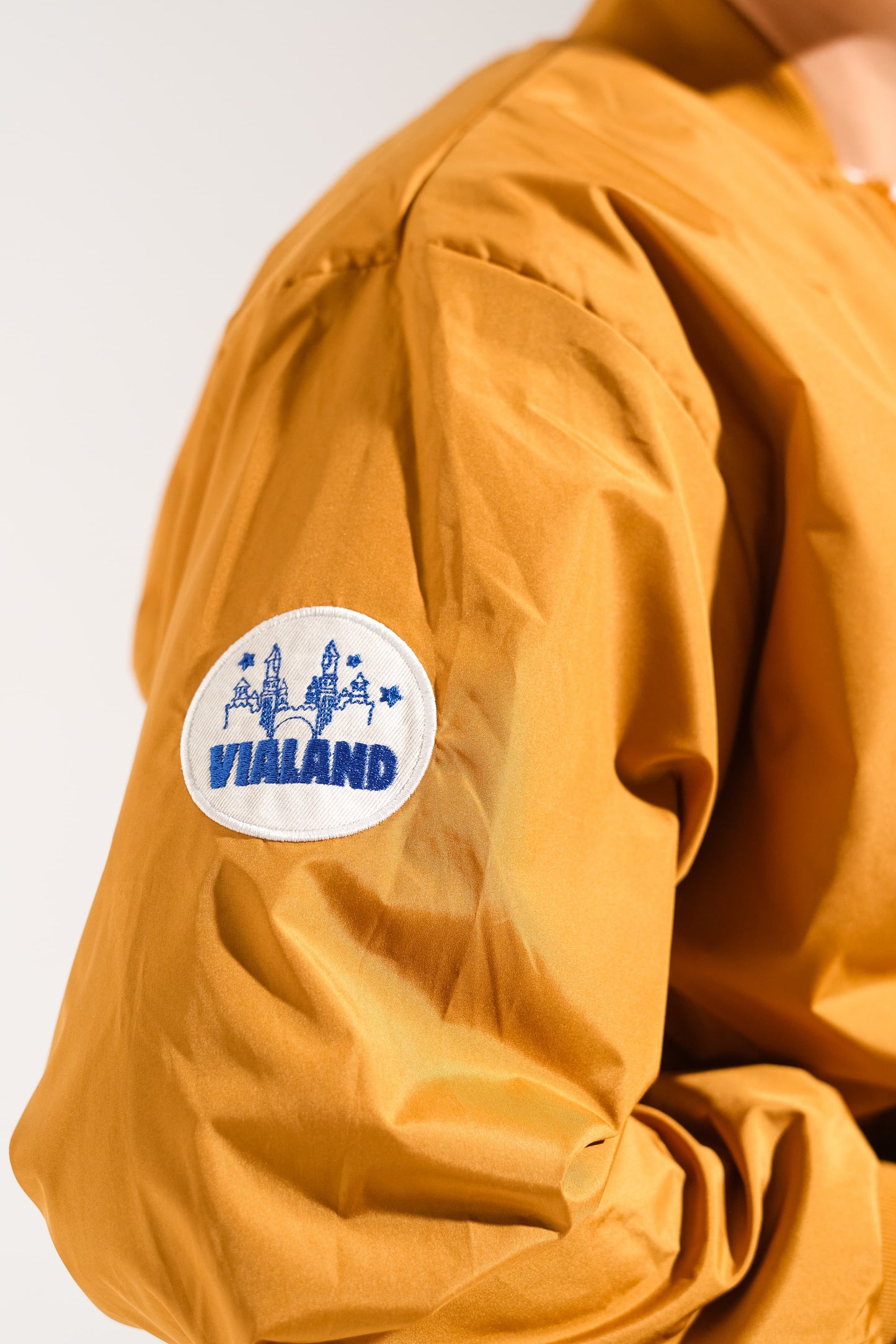 Kaptan Gaga Turuncu Renk Mont