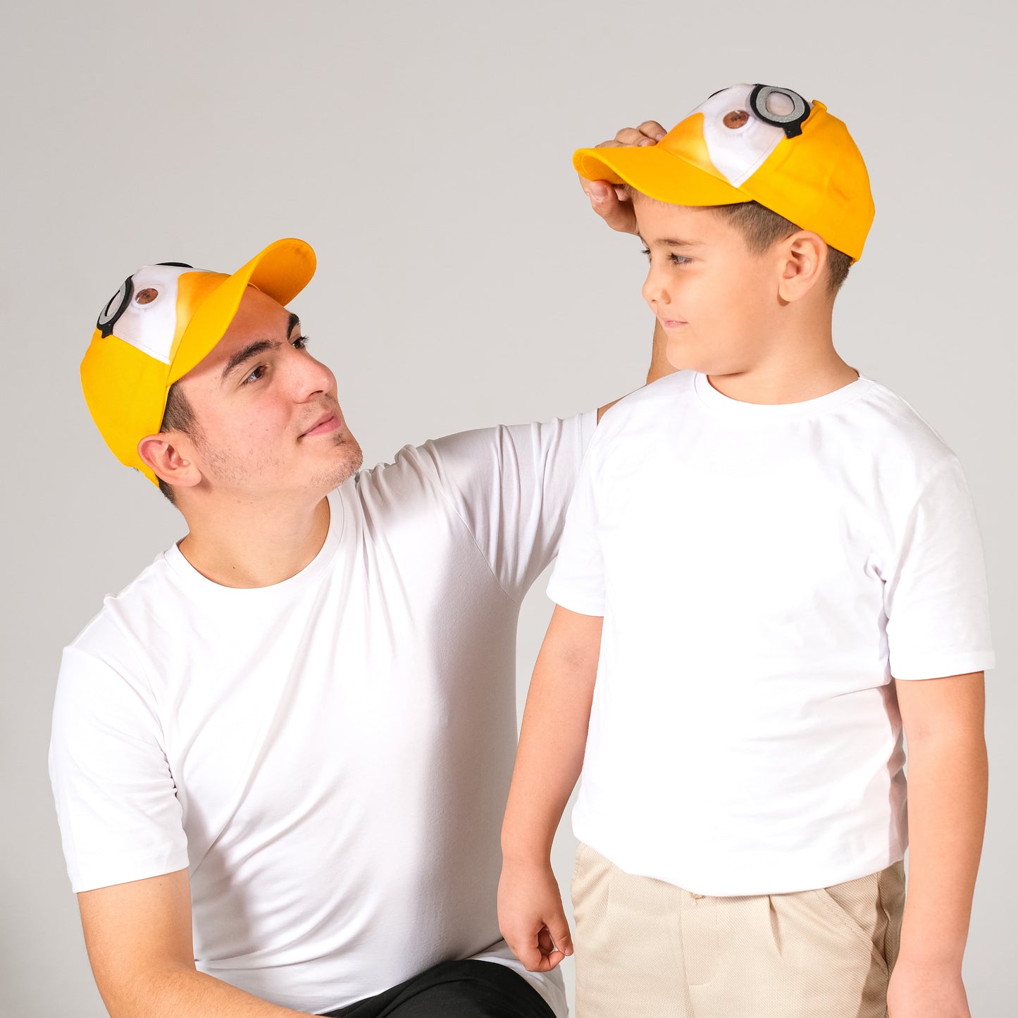 Aplike Detaylı Kaptan Gaga Şapka