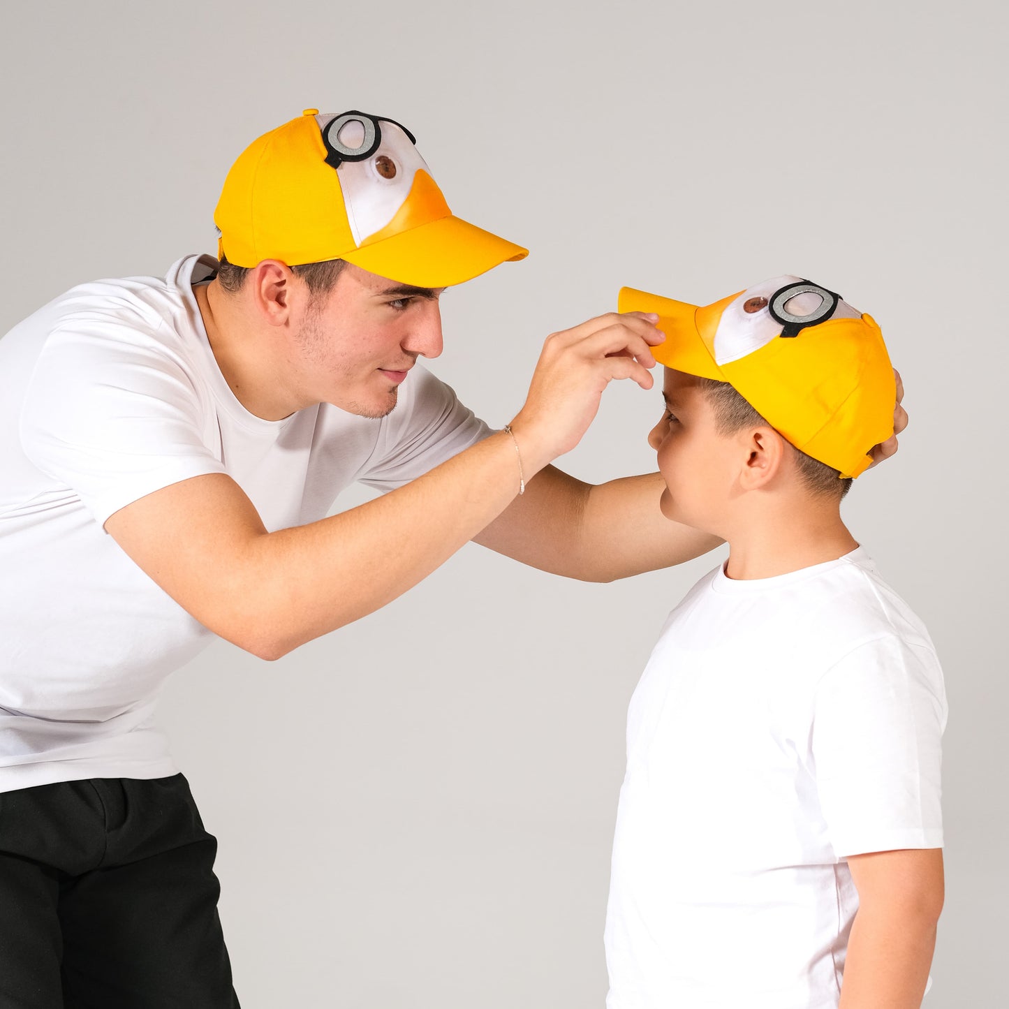 Aplike Detaylı Kaptan Gaga Şapka